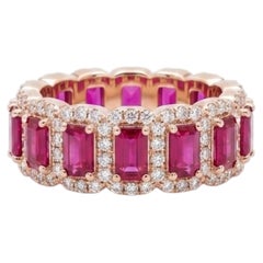 Natural 18K Gold Ruby Halo Ring with 0.47ct Diamonds
