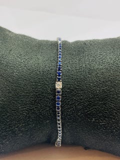 Bracelet en or naturel 18 carats avec saphir de 2,74 carats et diamants de 0,45 carat