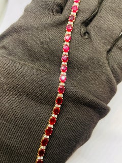 Natural 18K Gold Ruby 9.75ct & Diamond 0.43ct Bracelet