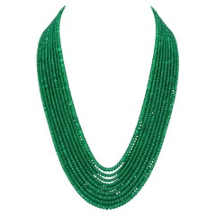 Collier à plusieurs rangs en émeraudes de Zambie, 418,45 carats, design élégant