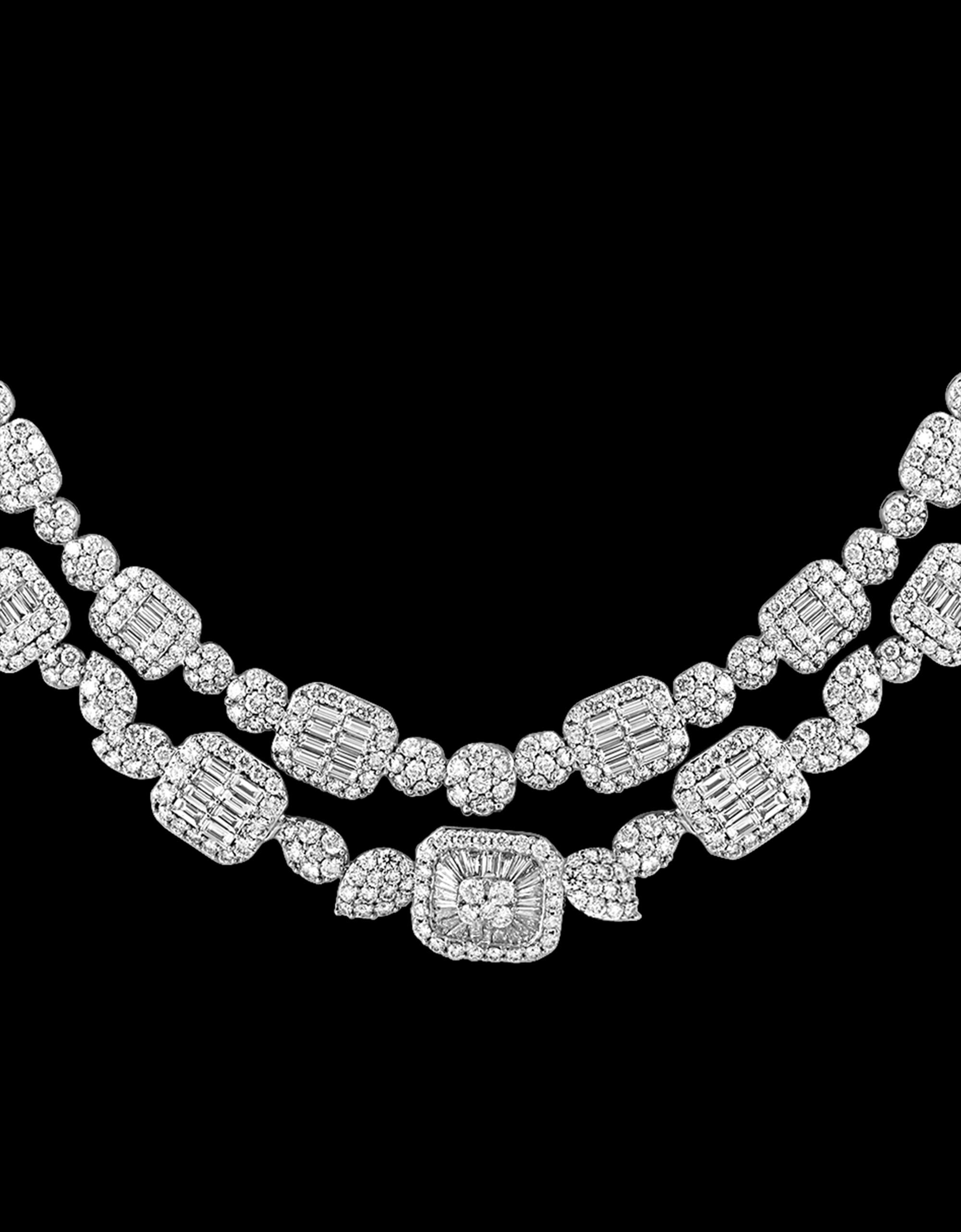 Taille ronde 18 Carats VS E Quality Diamond 18 Karat White Gold Necklace Bridal Brand New en vente