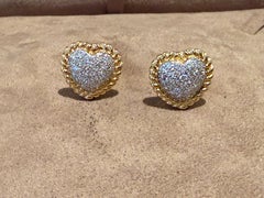 Paire de clips d
oreilles vintage en forme de cœur en or jaune et blanc 18 carats avec diamants