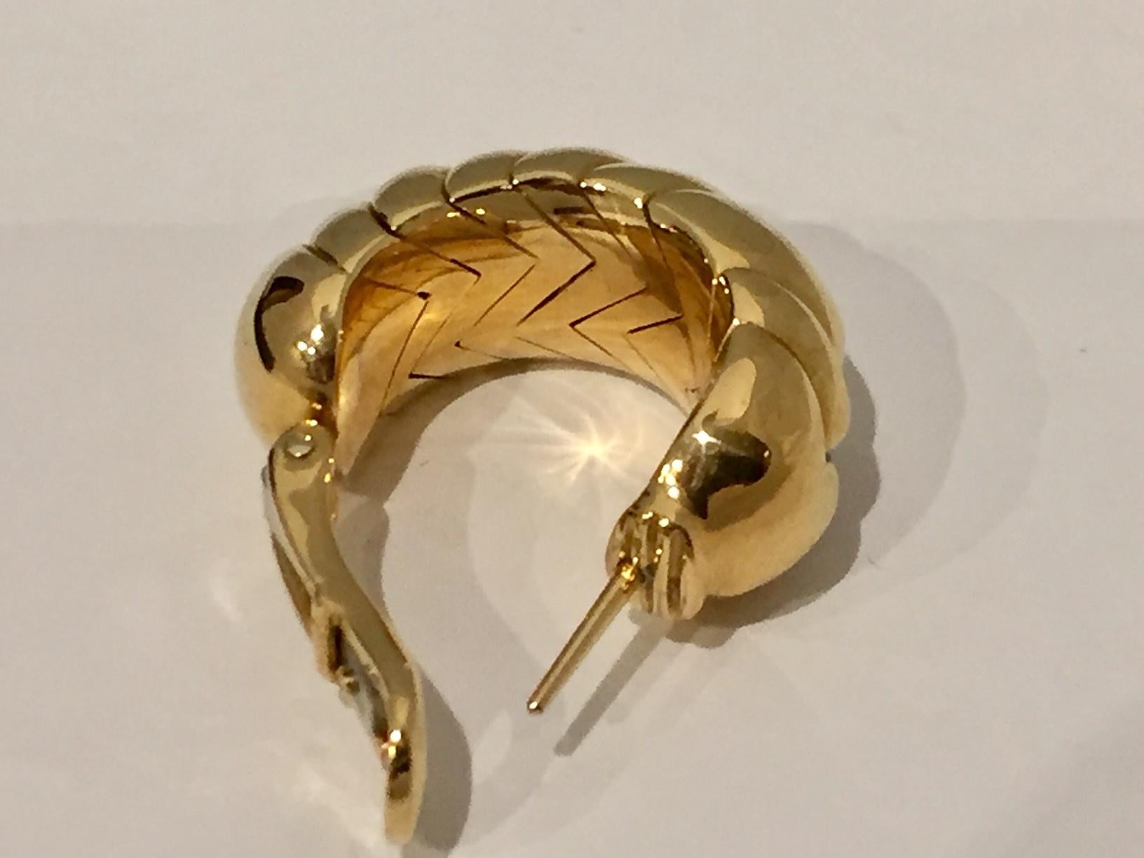 Pair of 18 Karat Gold 'Spiga' Earrings, Bulgari In Good Condition In Zurich, Zollstrasse