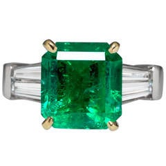 4.82 Carat Emerald 
Diamond Platinum Ring