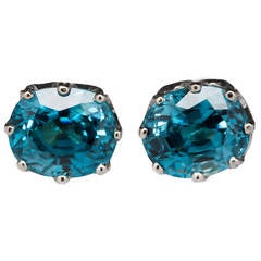 Antique Blue Zircon Crown Stud Platinum Earrings