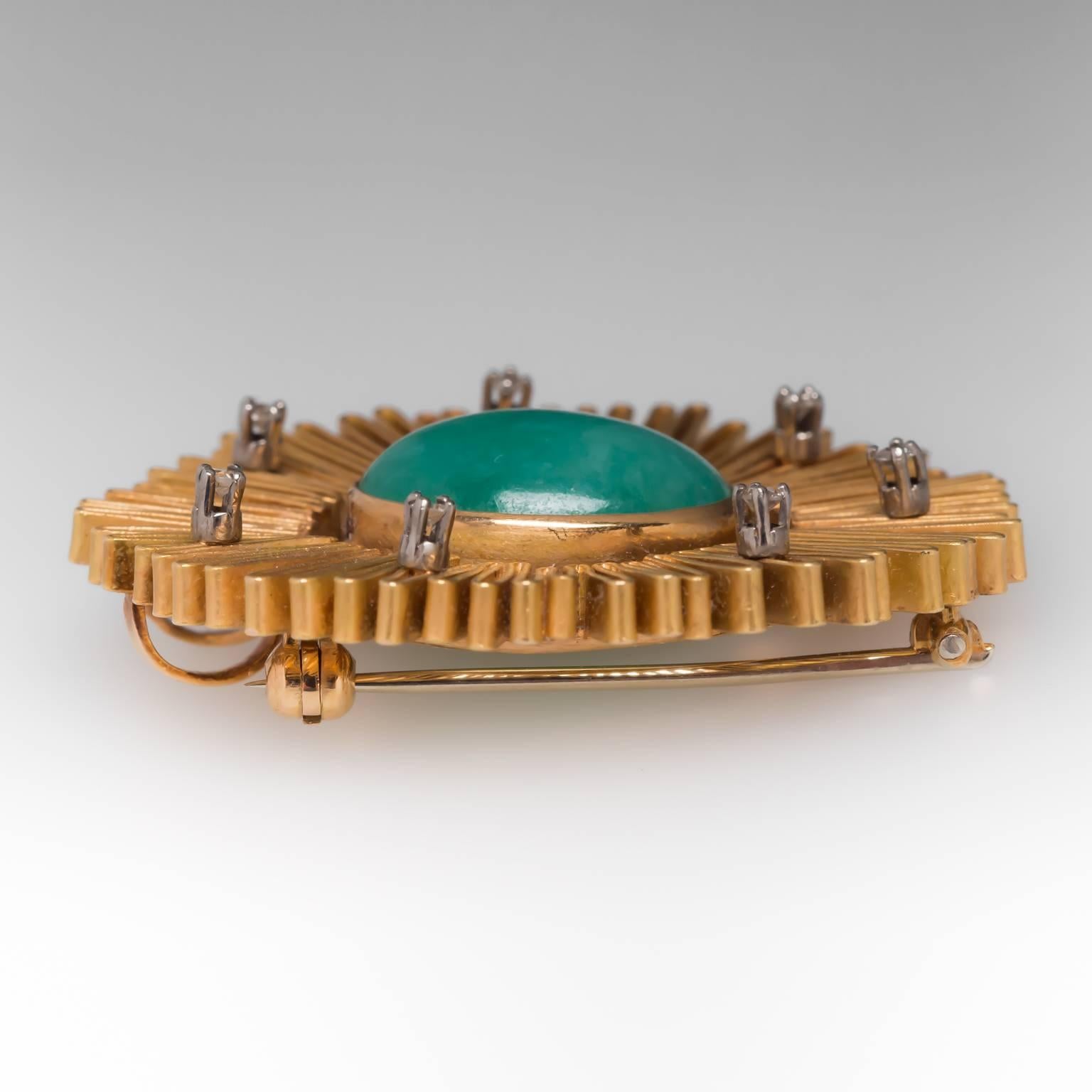 Mid-Century Jadeite Jade Gold Brooch Pin Pendant In Good Condition For Sale In Bellevue, WA