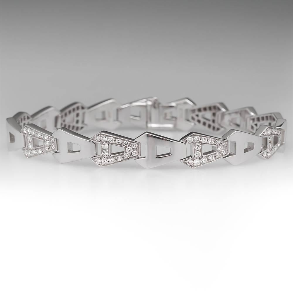 A magnificent Asprey designer bracelet featuring an 