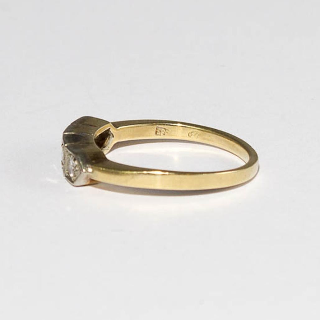 Round Cut Brilliant Ring in Yellow Gold, 1930s