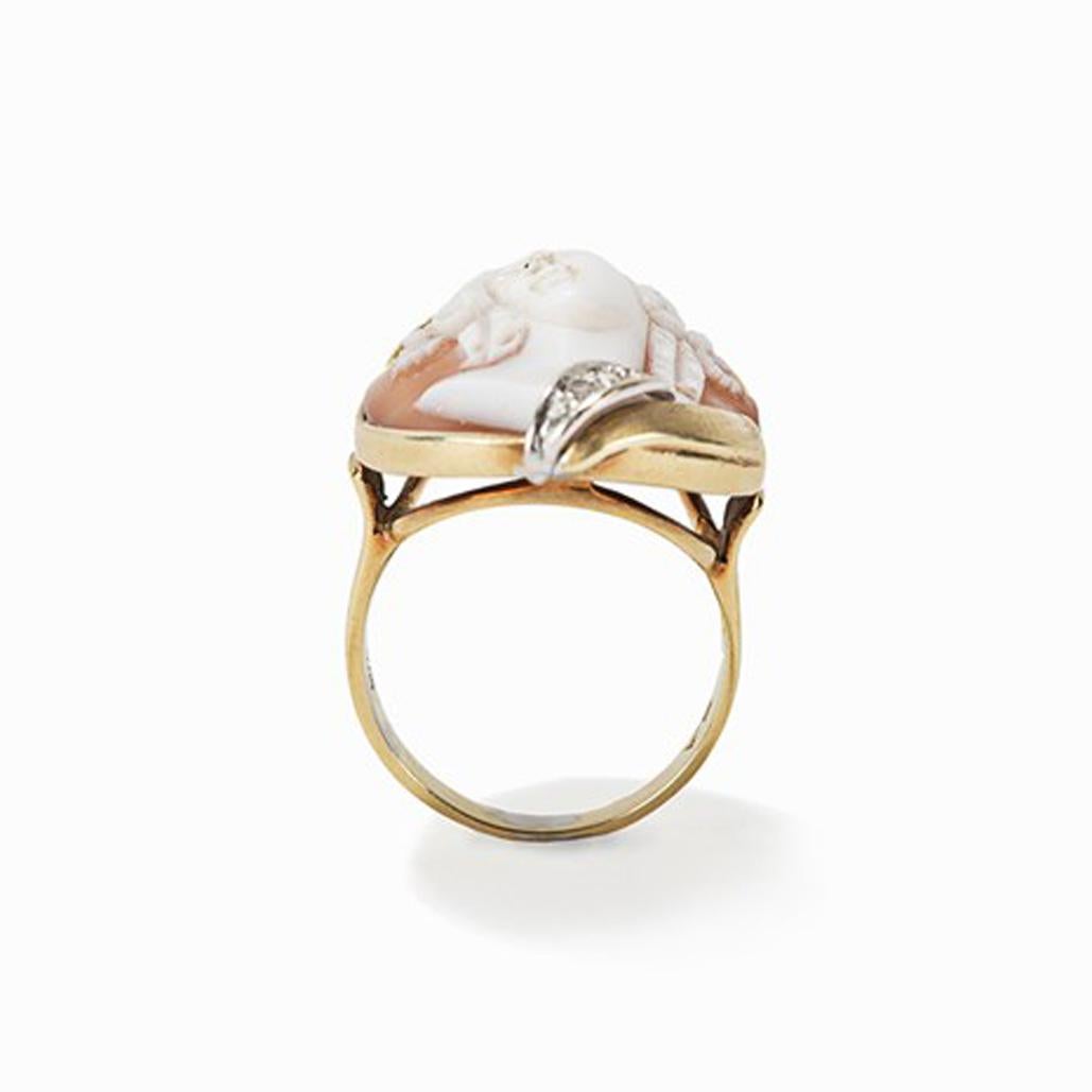 Gold Ring with Shell Cameo and Diamonds, Late 19th Century 3