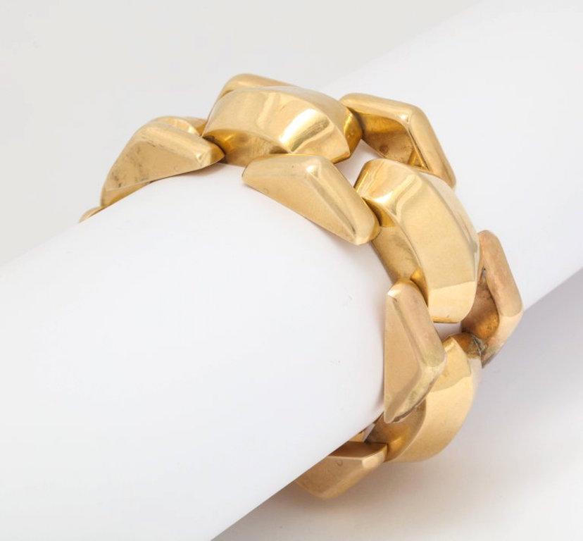 Women's Retro Gold Tank Bracelet