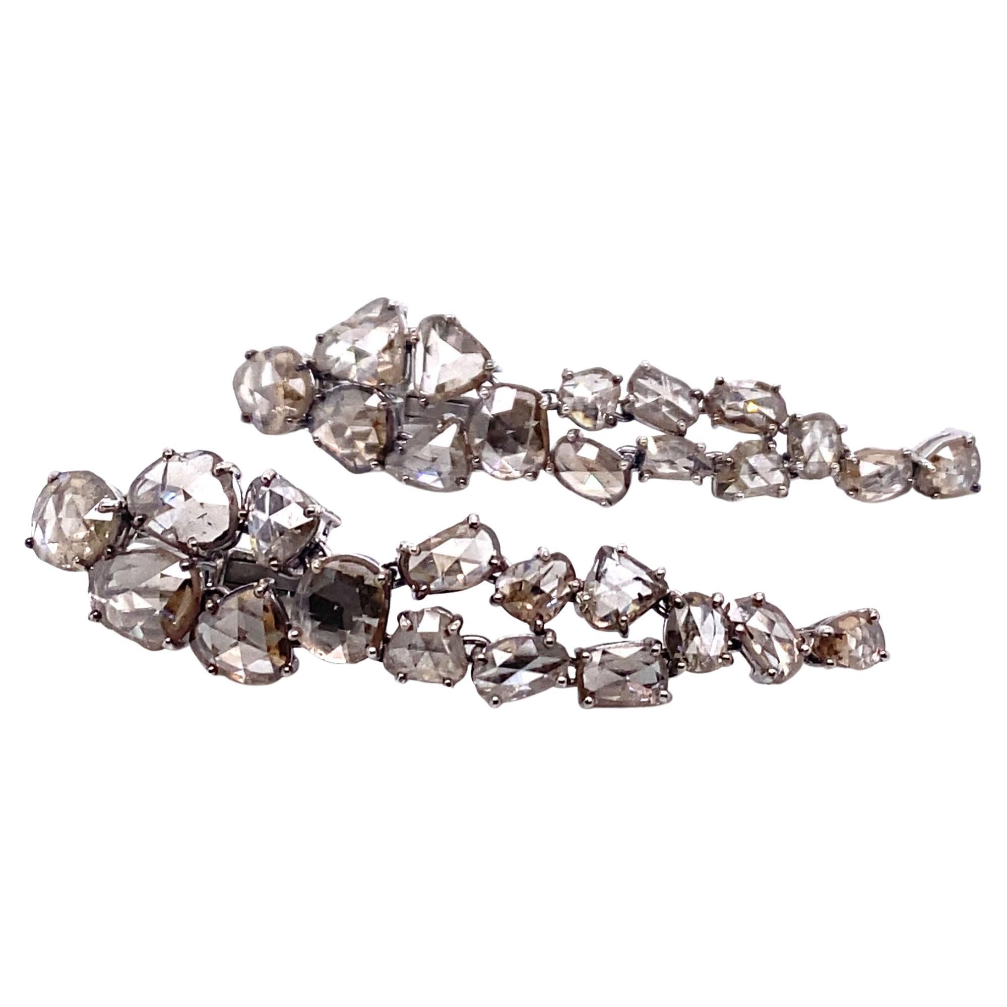 Contemporain Boucles d'oreilles en goutte du 21e siècle en or blanc 18 carats et diamants taille rose de 9,44 carats en vente