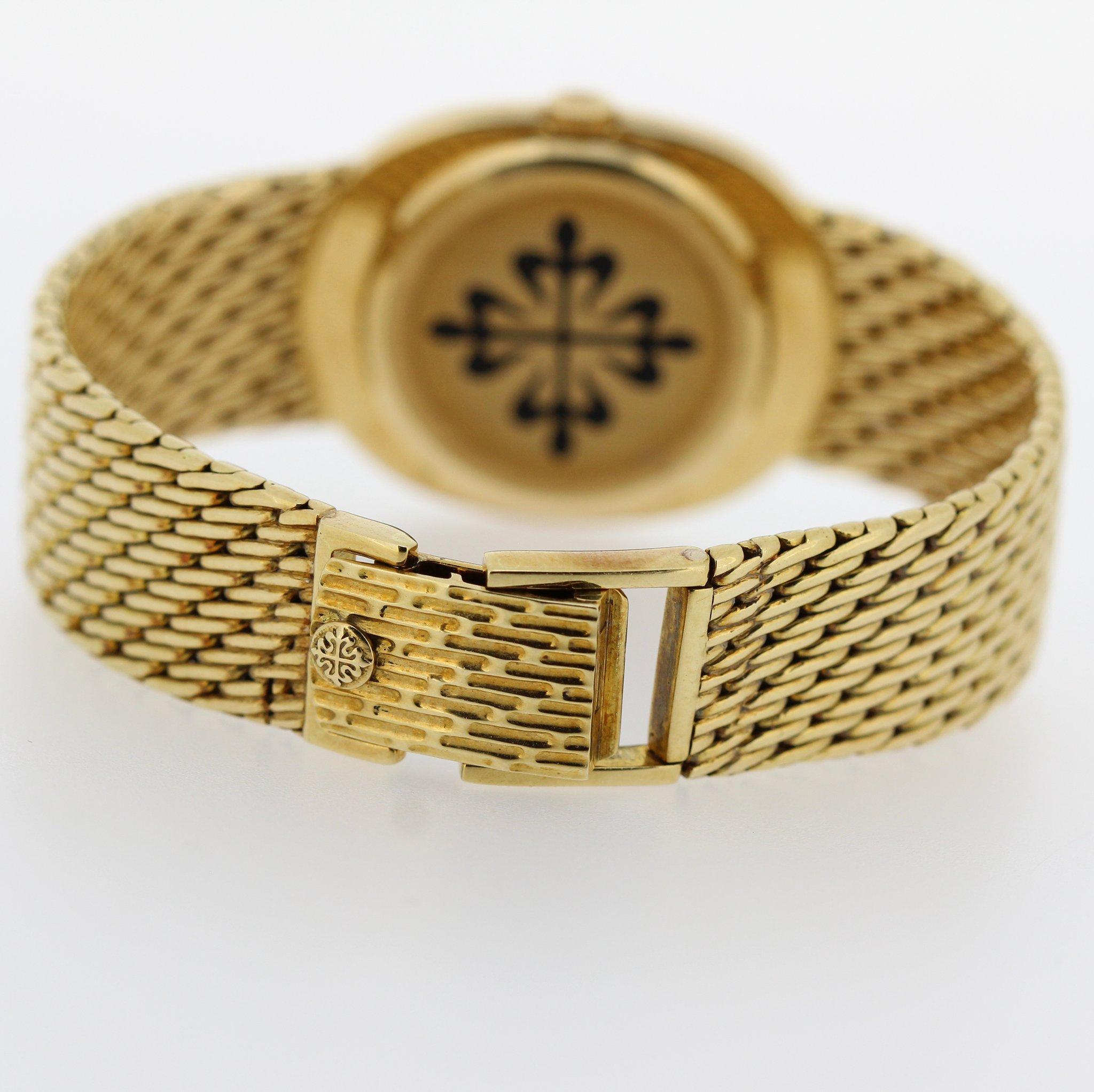 Patek Philippe 3848/8J 18 Karat Yellow Gold Golden Ellipse Bracelet Watch In Excellent Condition In Santa Monica, CA