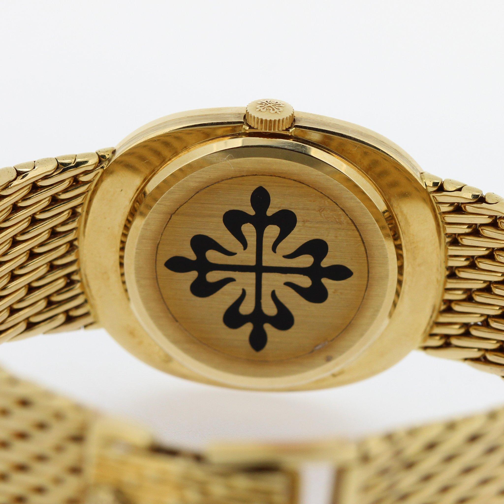 Women's or Men's Patek Philippe 3848/8J 18 Karat Yellow Gold Golden Ellipse Bracelet Watch