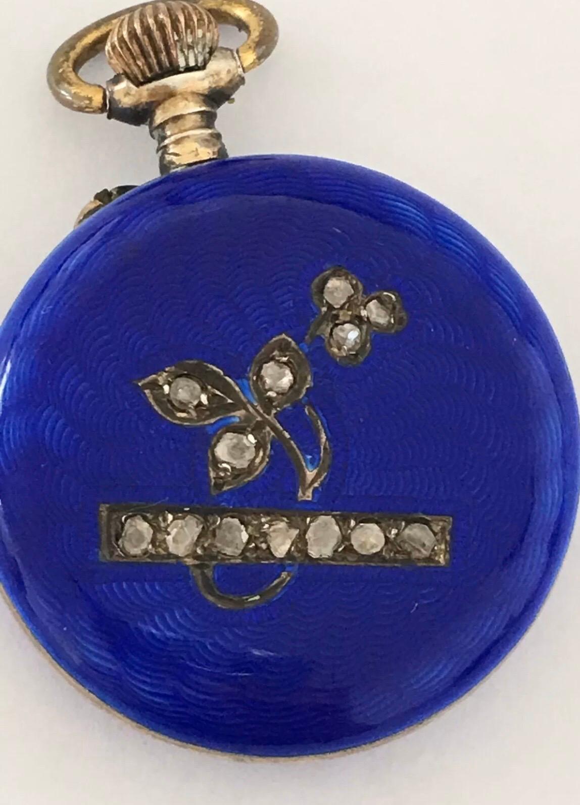 Montre de poche Fob en émail et diamants bleu nuit en vente 9