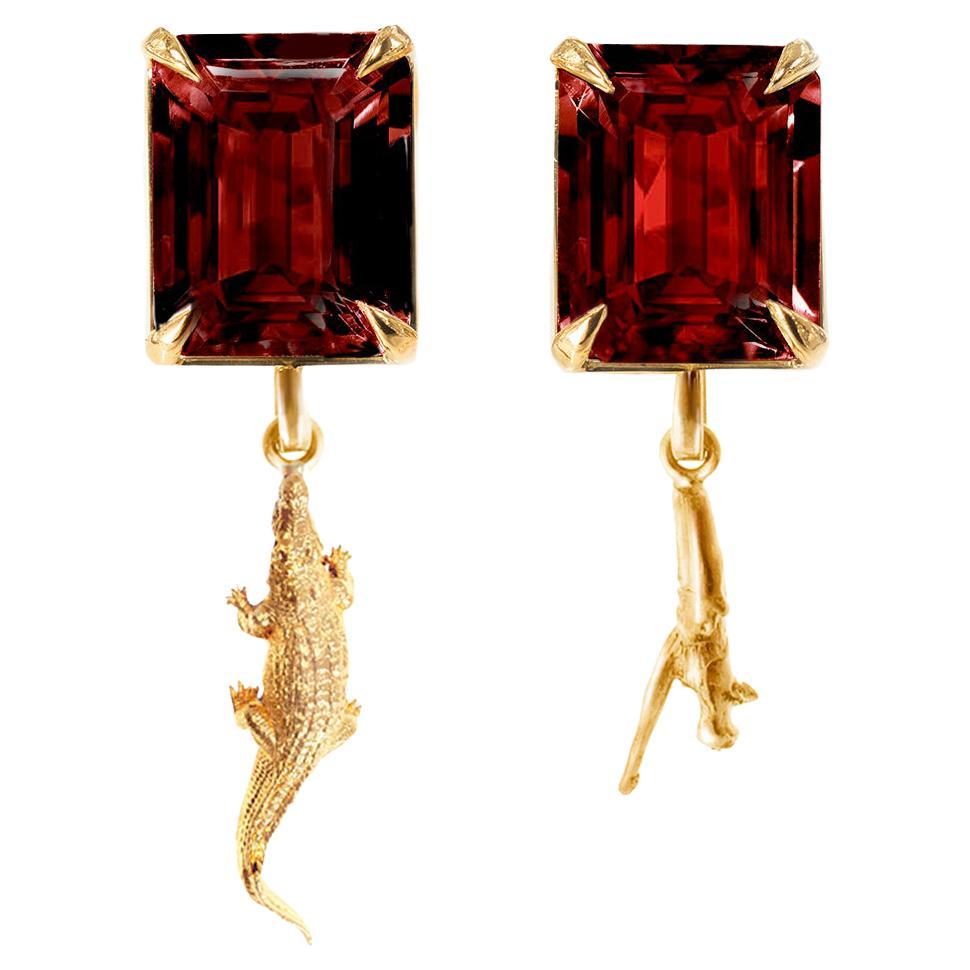 Boucles d'oreilles contemporaines en or rose dix-huit carats avec rubis