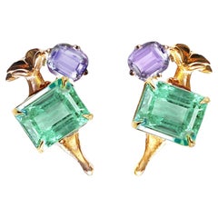 Eighteen Karat Yellow Gold Minty Emerald Stud Earrings with Sapphires