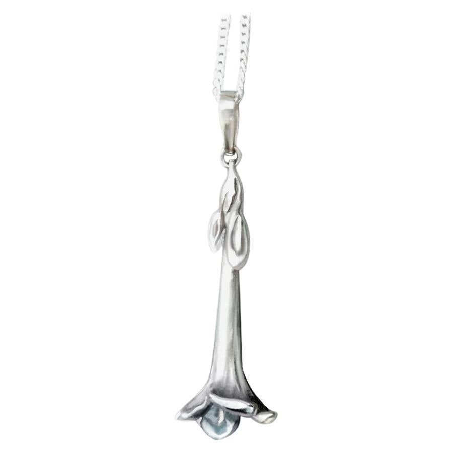 Collier pendentif contemporain Bindweed en argent sterling conçu par l'artiste en vente