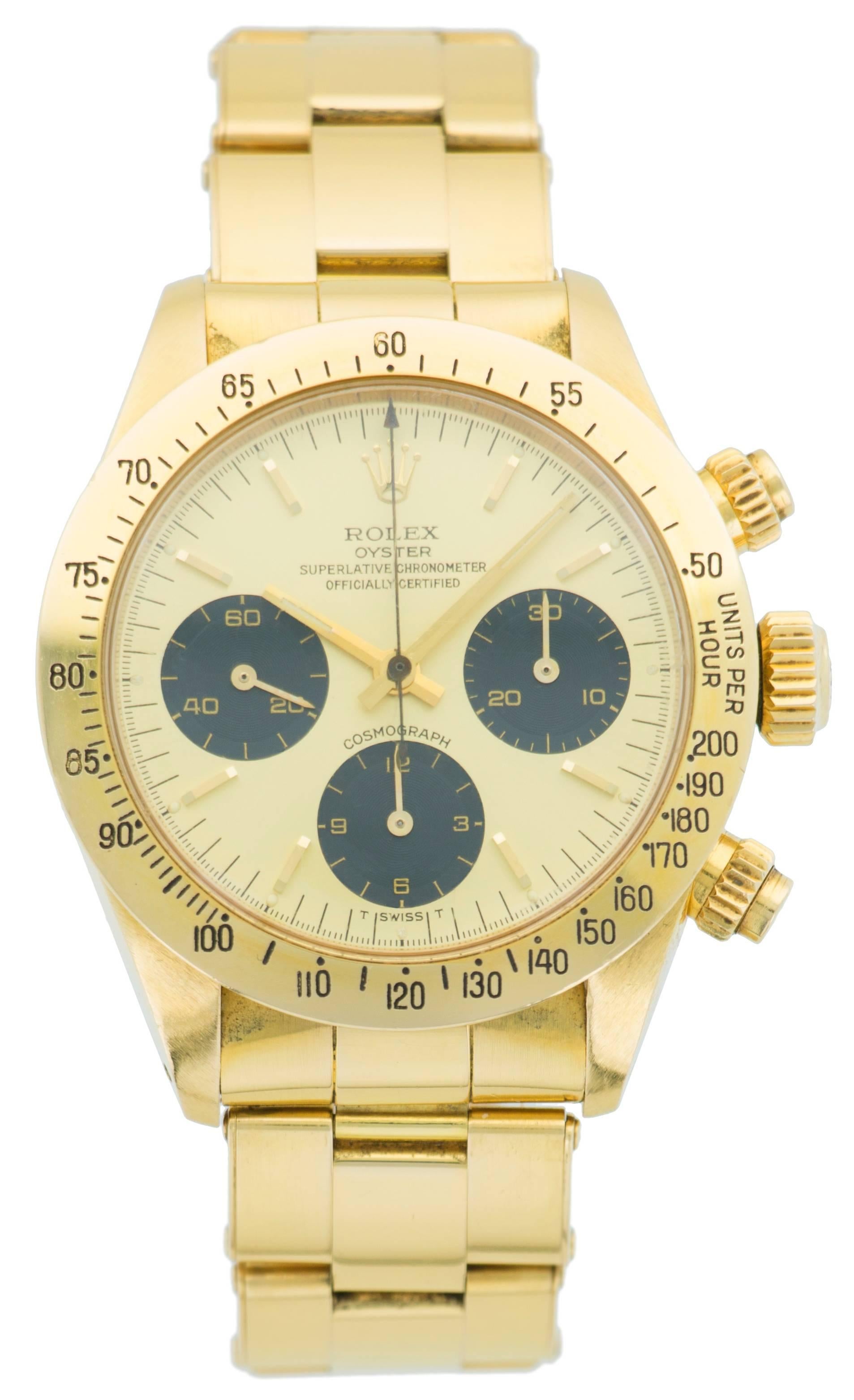 This stunning Rolex Daytona 6265 is in fantastic condition and comes complete with box, paper and hangtag. It is increasingly rare to find these pieces in such amazing condition and with all original packaging. This is many collectors dream piece. 