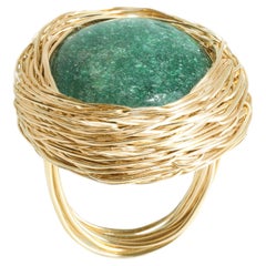 Bague cocktail et fantaisie de forme ronde en aventurine verte de l'artiste