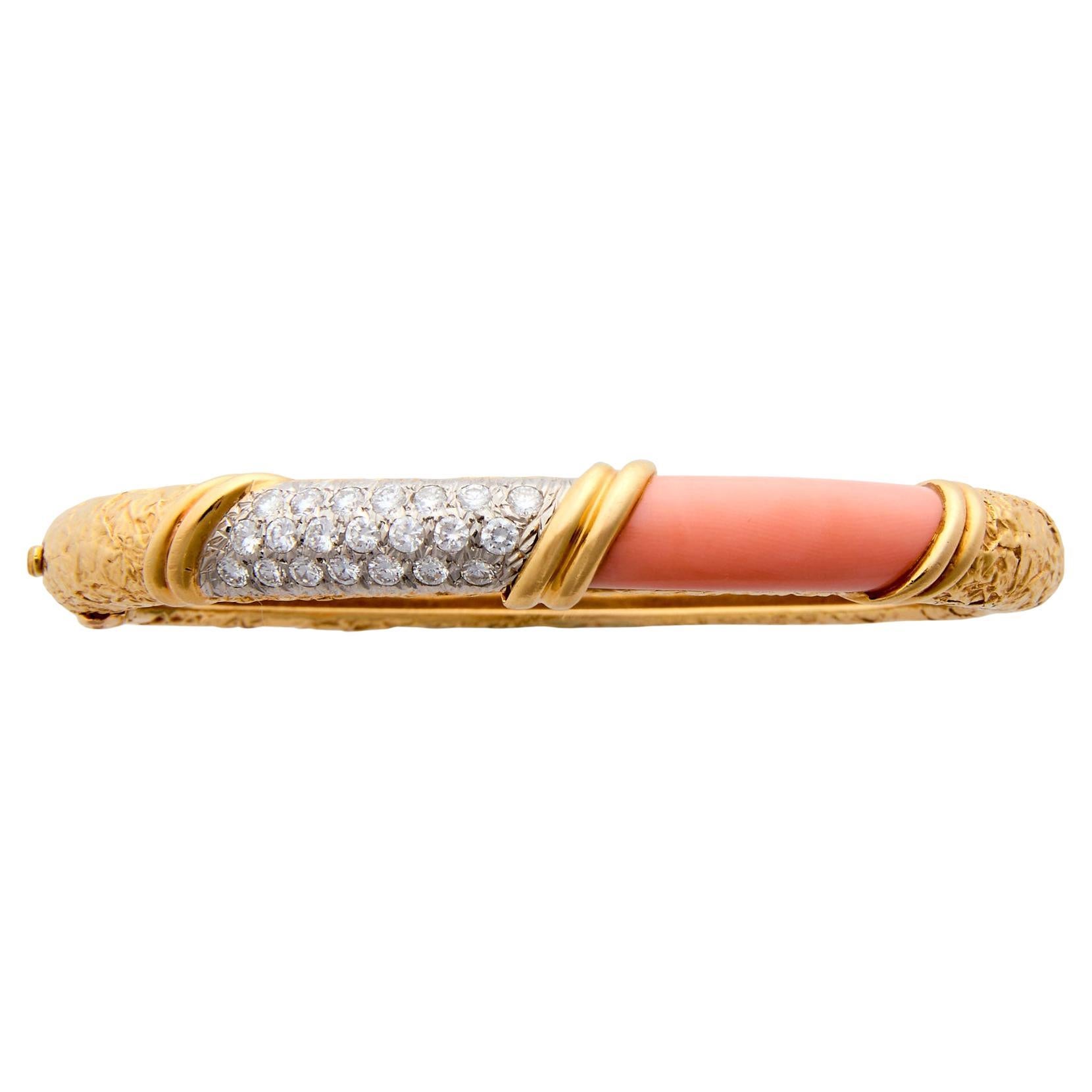 Van Cleef & Arpels Coral and 18k Hammered Gold Bracelet Circa 1970s