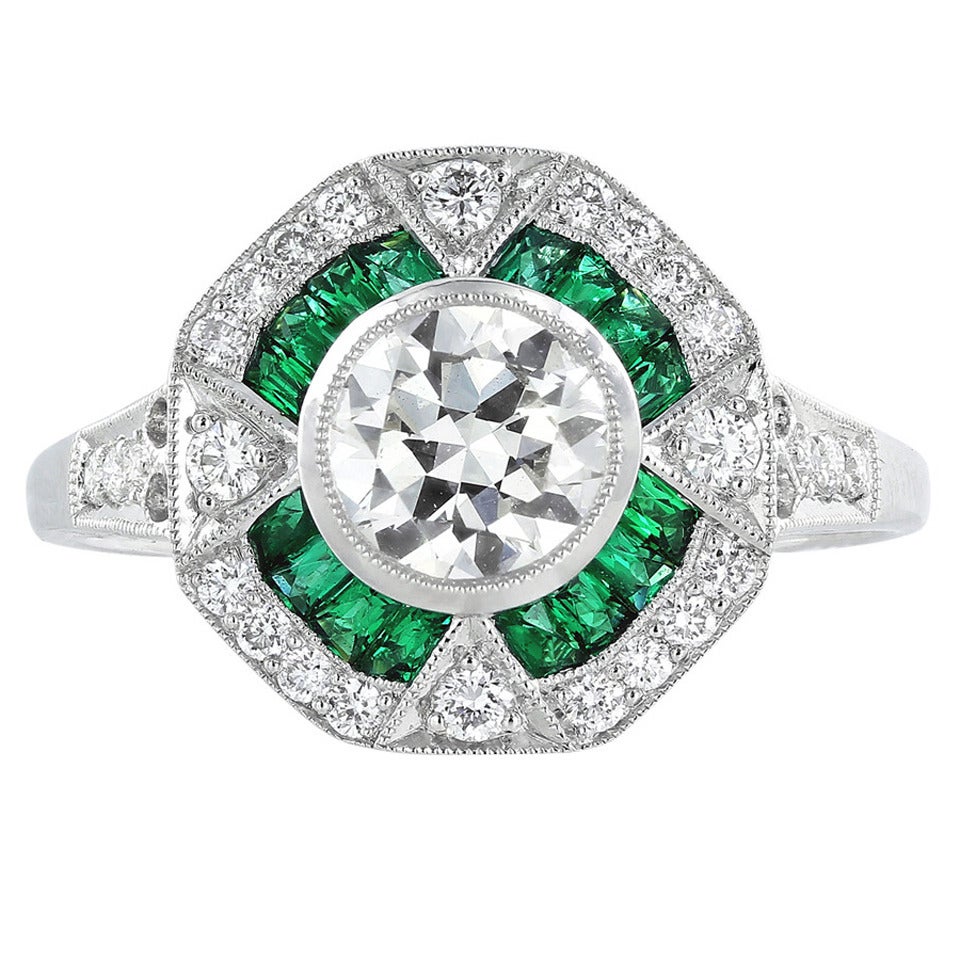 Emerald Diamond Engagement Ring For Sale