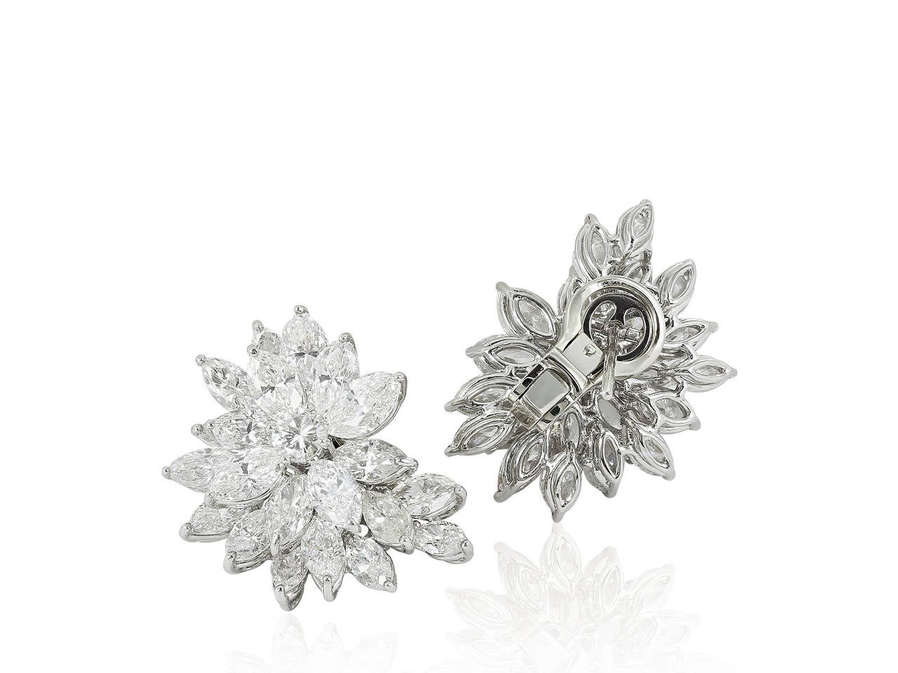 Contemporary 15 Carat Diamonds and Platinum Spray Earrings For Sale