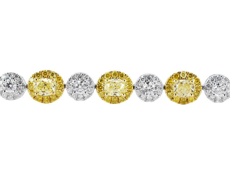 Women's 7.53 Carats of Natural Yellow and Colorless Diamond Bracelet