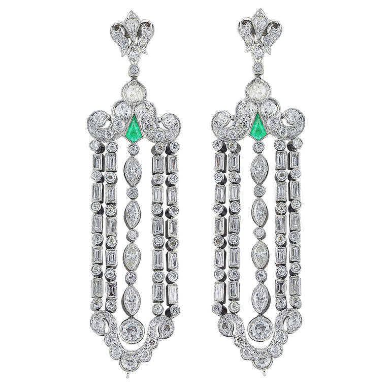 Art Deco Emerald and Diamond Chandelier Earrings For Sale
