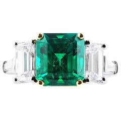 4.24 Carats Colombian Emeralds Diamond Platinum Ring