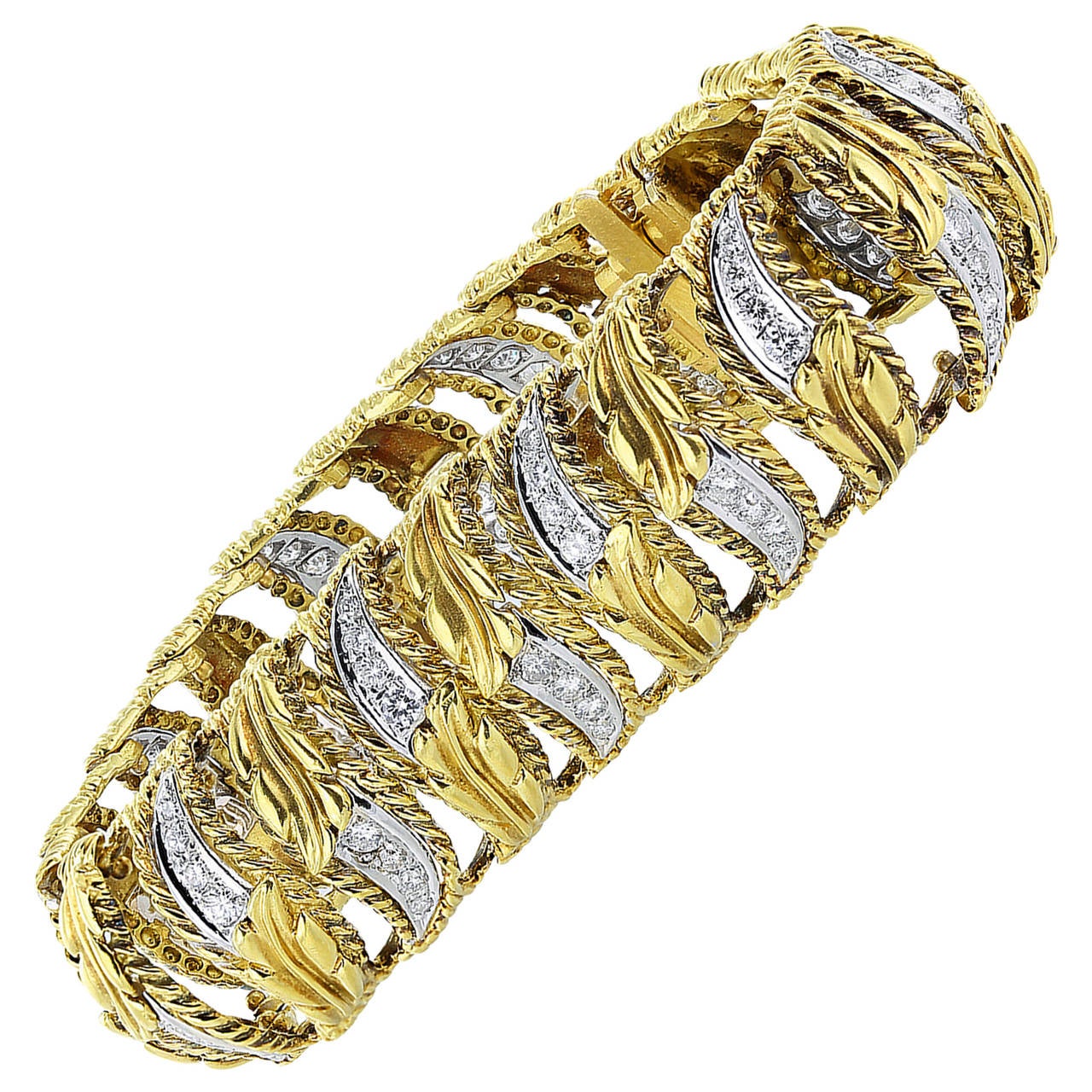 3.75 Diamond Gold leaf pattern Bracelet For Sale