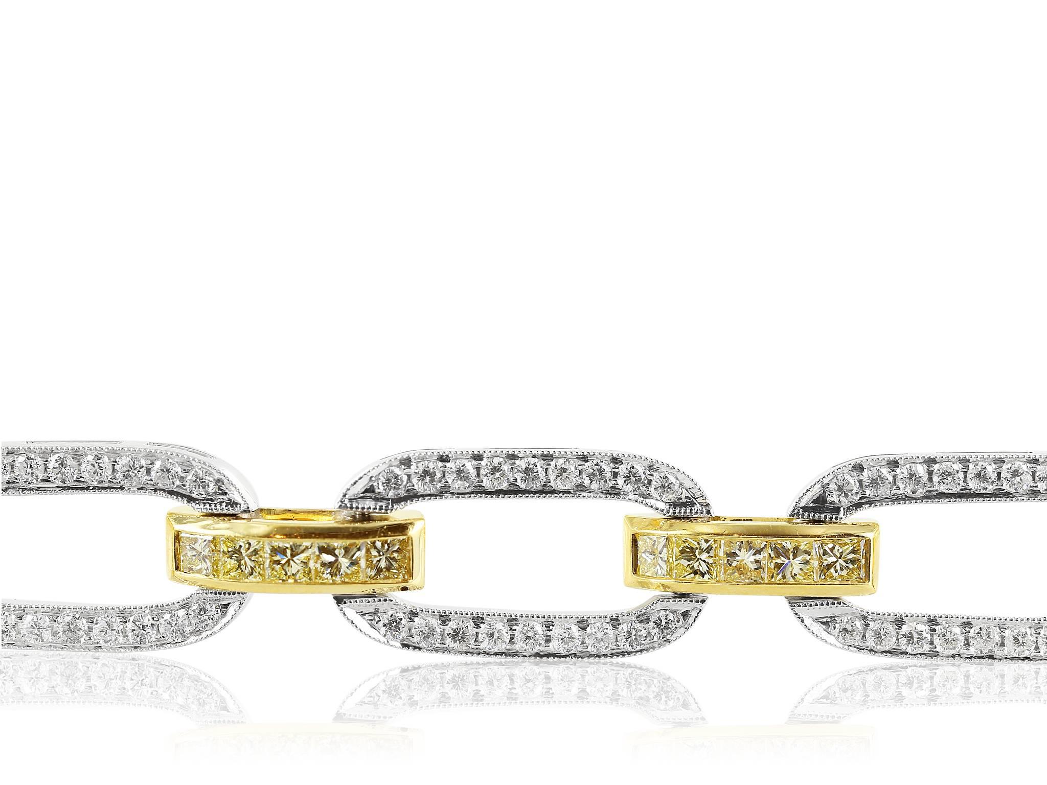 Colorless and Canary Diamond Gold Platinum Link Bracelet In Excellent Condition For Sale In Chestnut Hill, MA