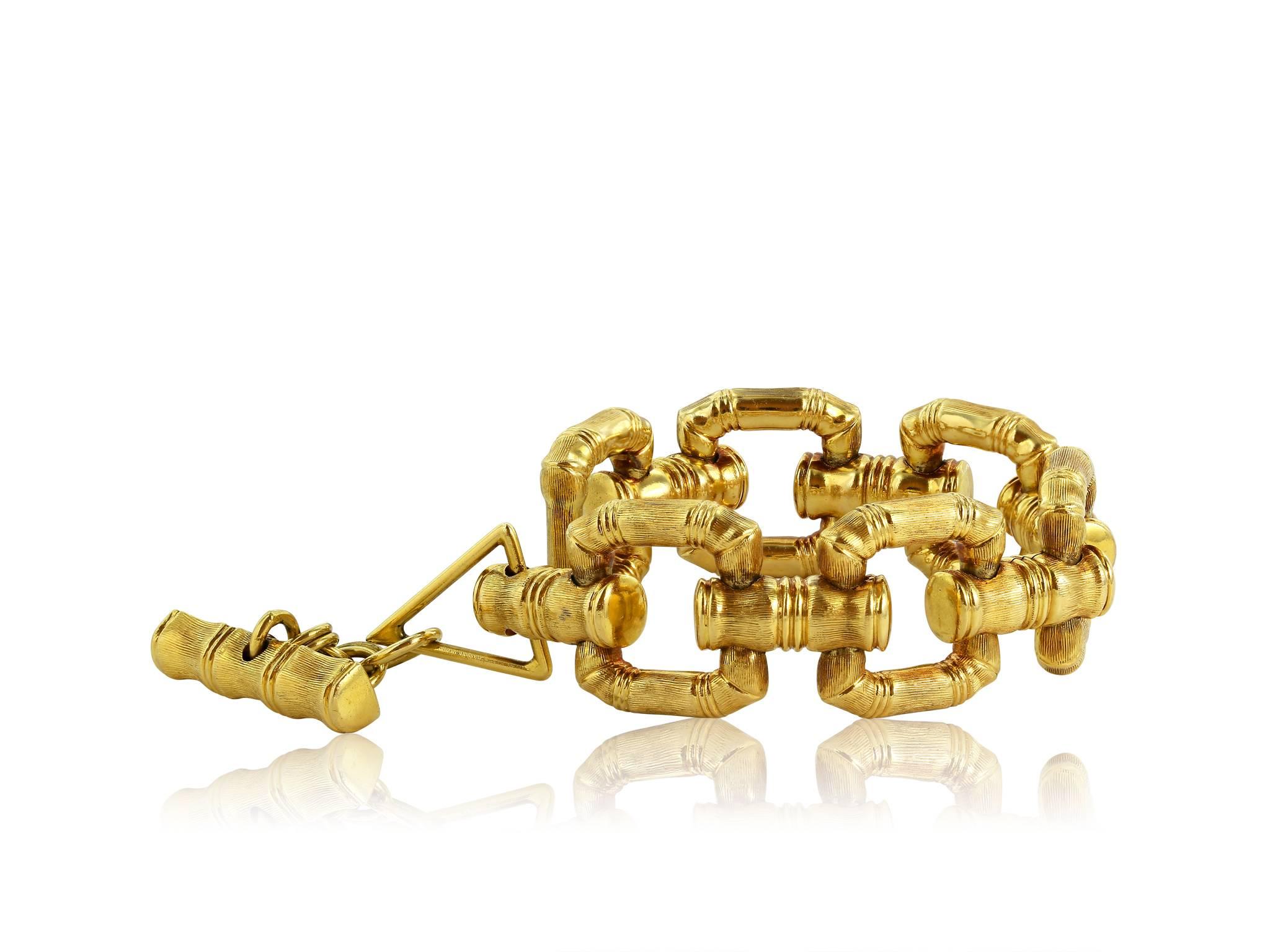 Gold Bamboo Style Link Bracelet  In Excellent Condition For Sale In Chestnut Hill, MA