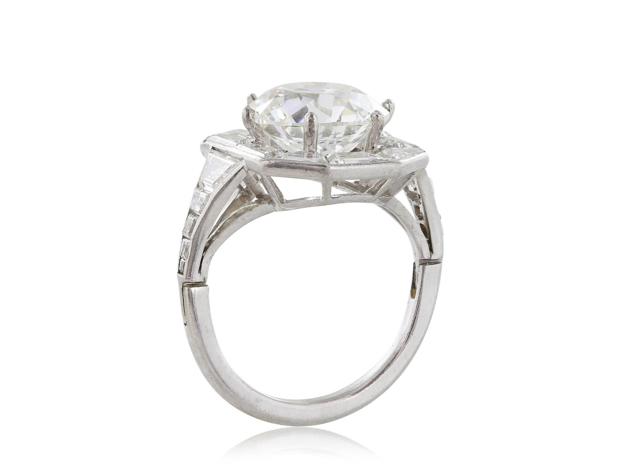 Art Deco GIA Certified 4.92 Carat Old European Cut Diamond Ring For Sale