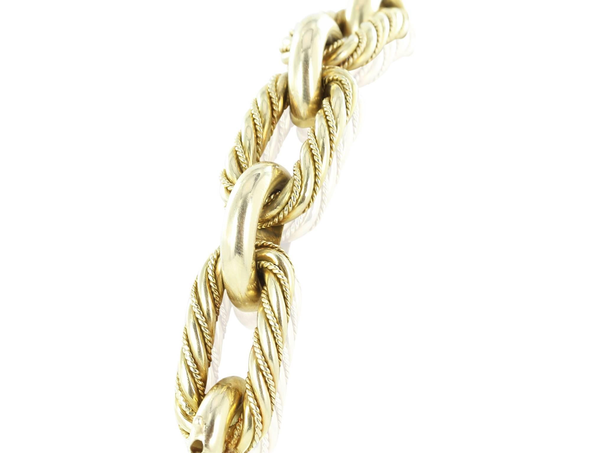  A beautiful 18 karat yellow gold link bracelet signed by Tiffany & Co. weighing 45.5dwt, The length is 8
