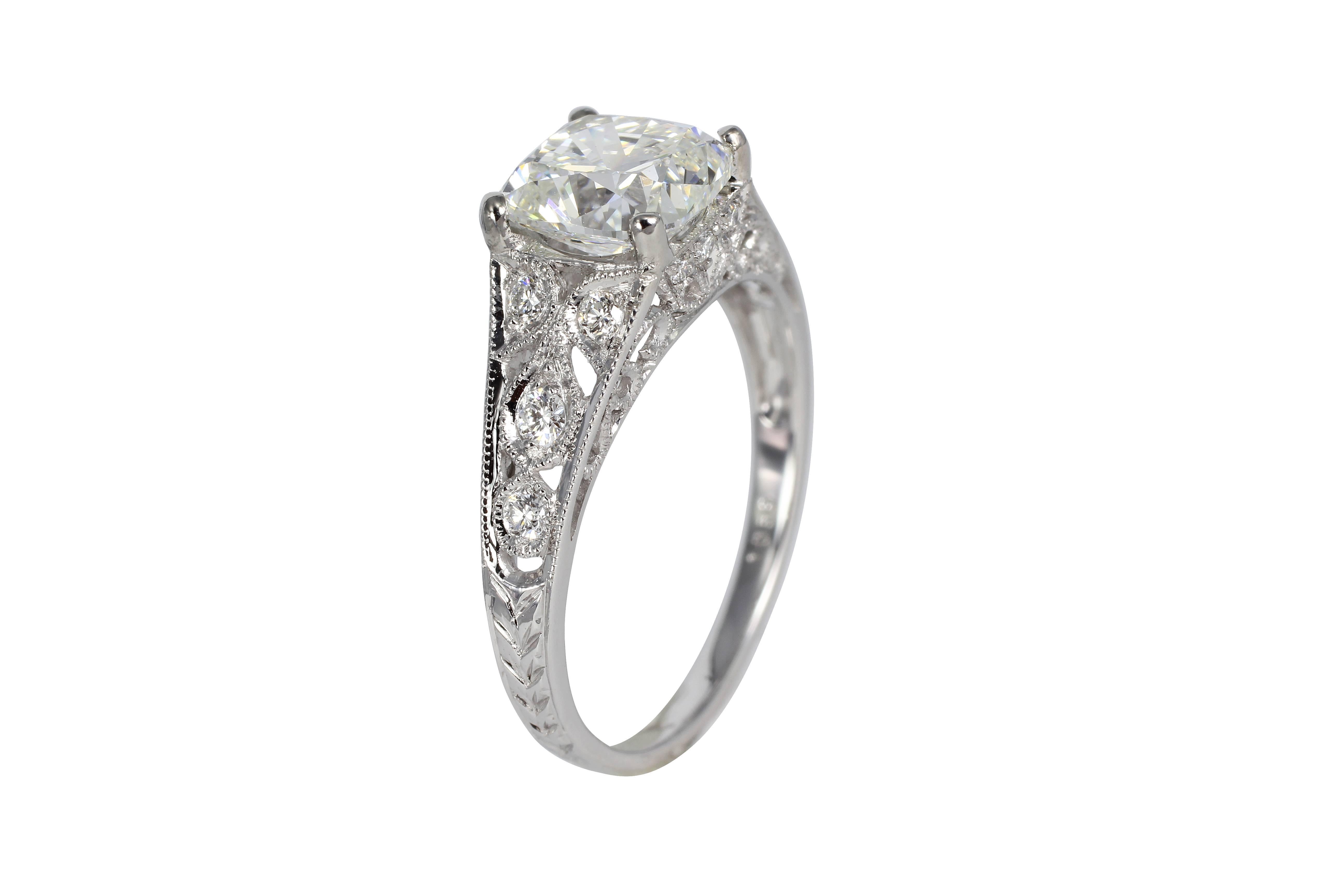 1.75 Carat Cushion Cut Diamond Filigree Platinum Ring In Excellent Condition For Sale In Chestnut Hill, MA