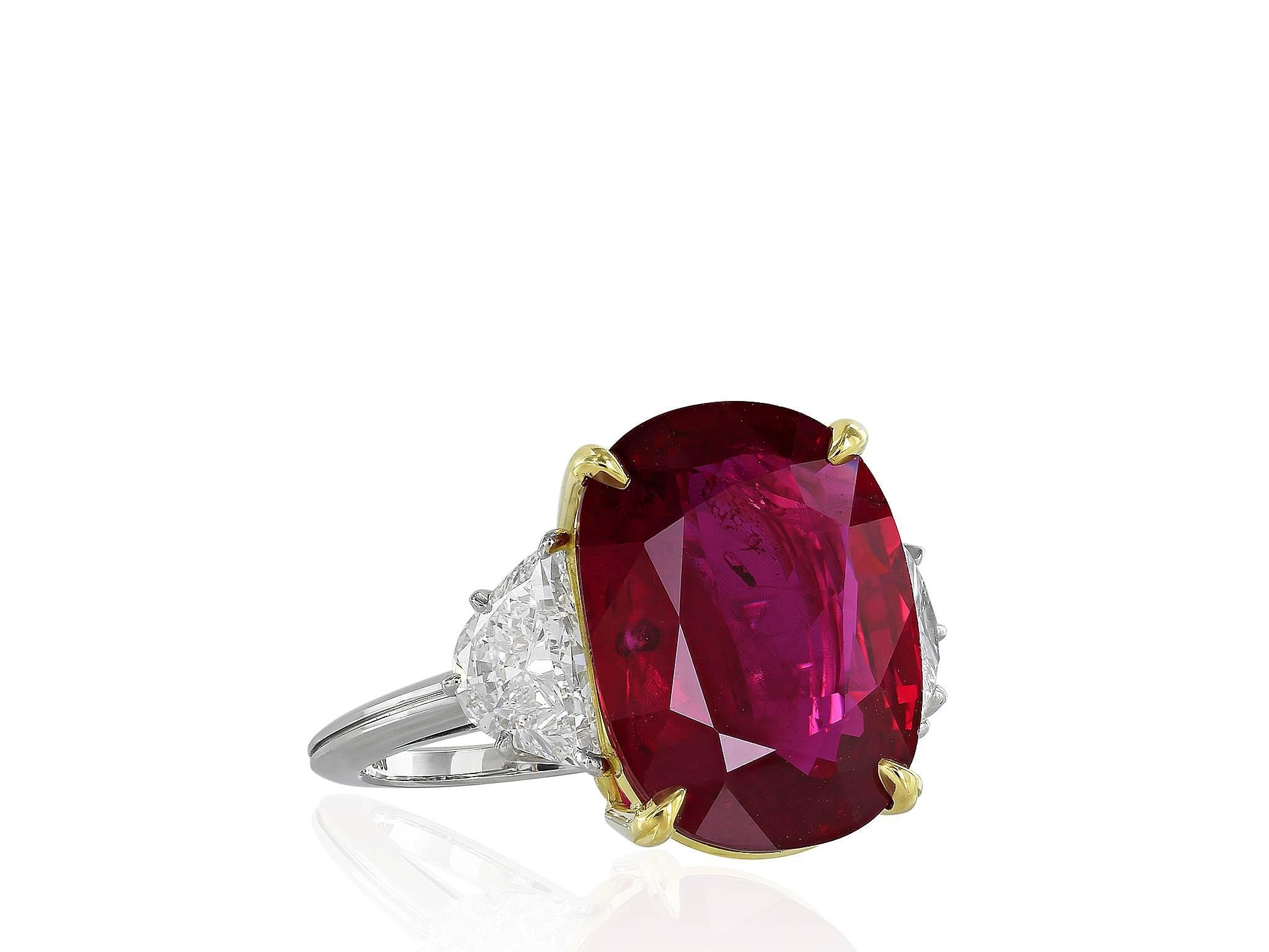 AGL Certified 10.24 Carat Thai Ruby Diamond Three Stone Ring In Excellent Condition For Sale In Chestnut Hill, MA