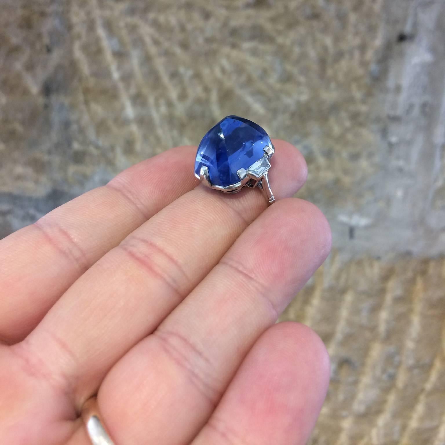Art Deco Sugarloaf Ceylon Sapphire Diamond Platinum Ring In Excellent Condition In Newcastle Upon Tyne, GB