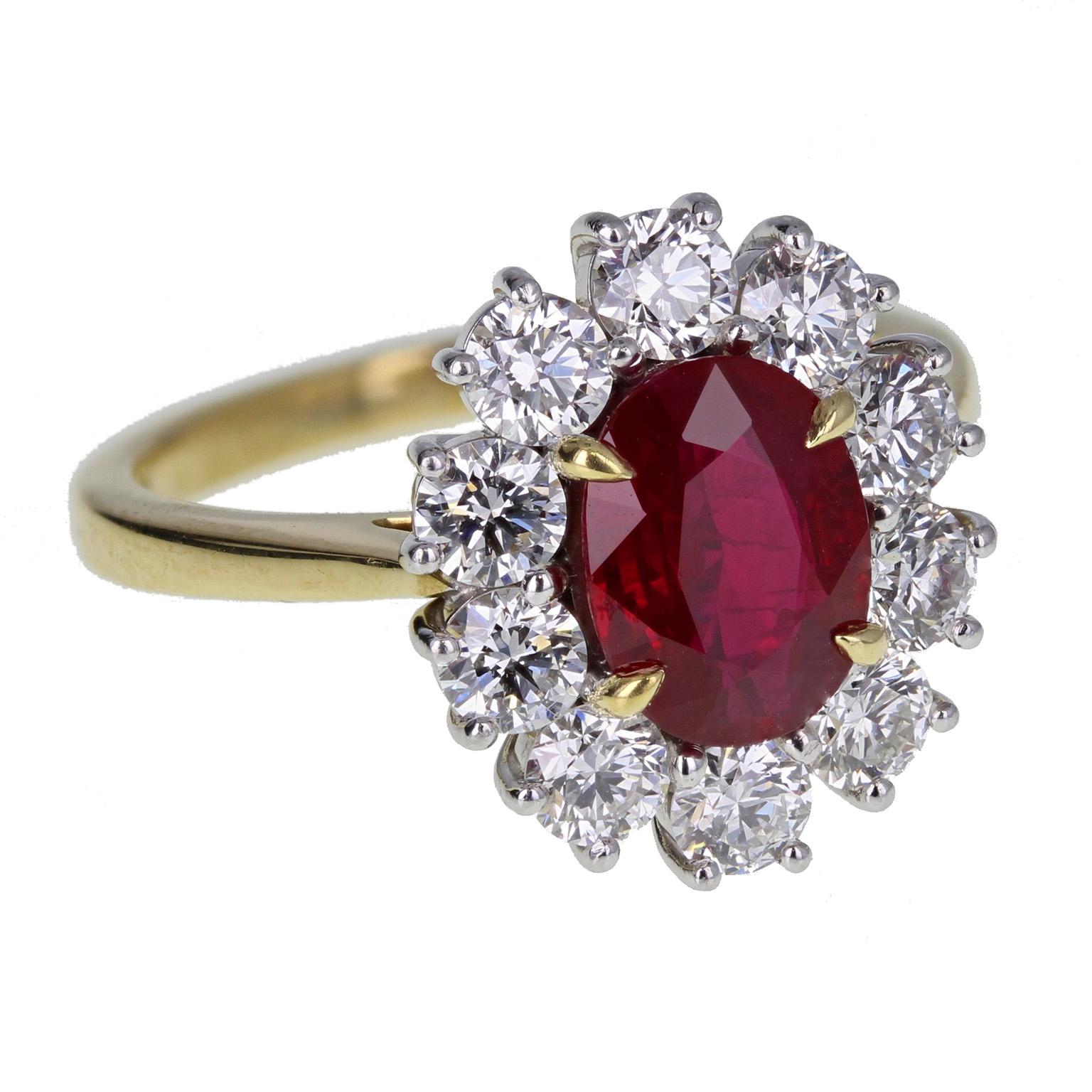 Modern Burma Ruby Diamond 18 Carat Gold Cluster Ring For Sale