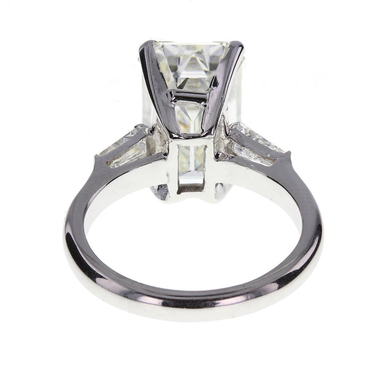 6.07 Carat Emerald Cut Diamond Solitaire Ring In New Condition In Newcastle Upon Tyne, GB