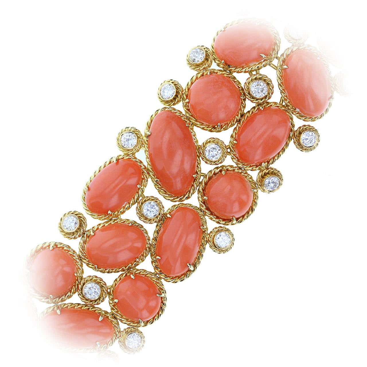 Retro 1970s Van Cleef & Arpels Coral Diamond Gold Bracelet For Sale