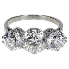 1920s Traditional Three Stone Diamond Platinum Ring 10