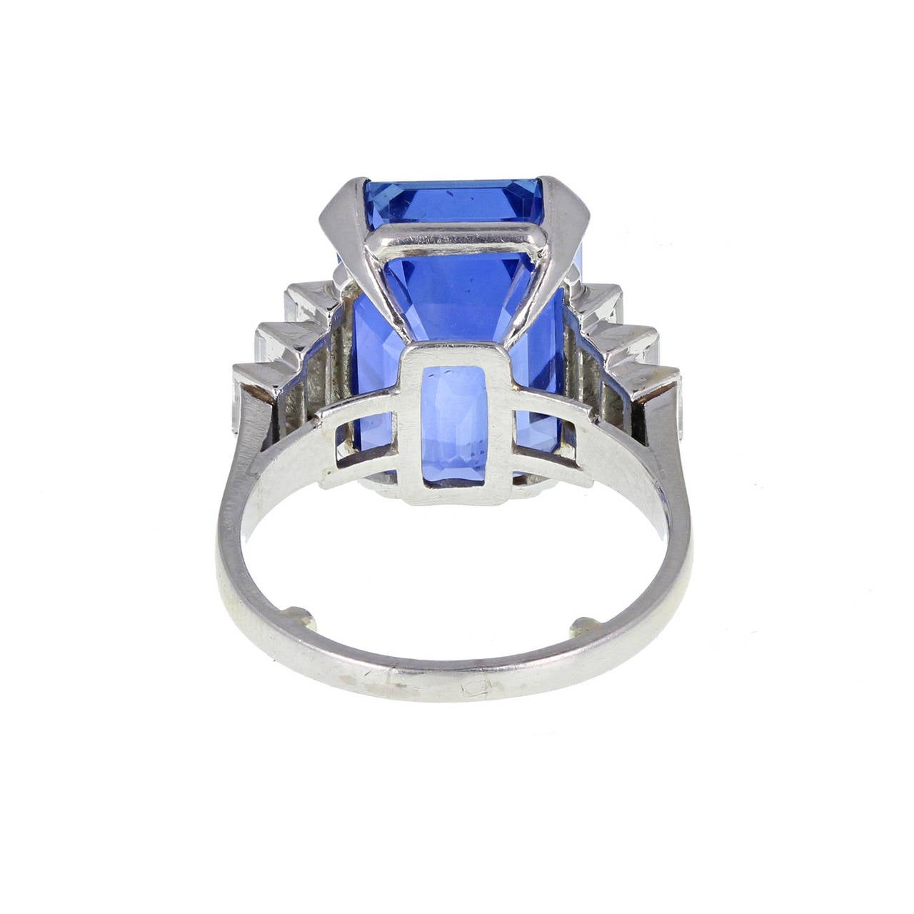 Art Deco Ceylon No Heat 16.73 Carat Sapphire Diamond Ring In Excellent Condition In Newcastle Upon Tyne, GB