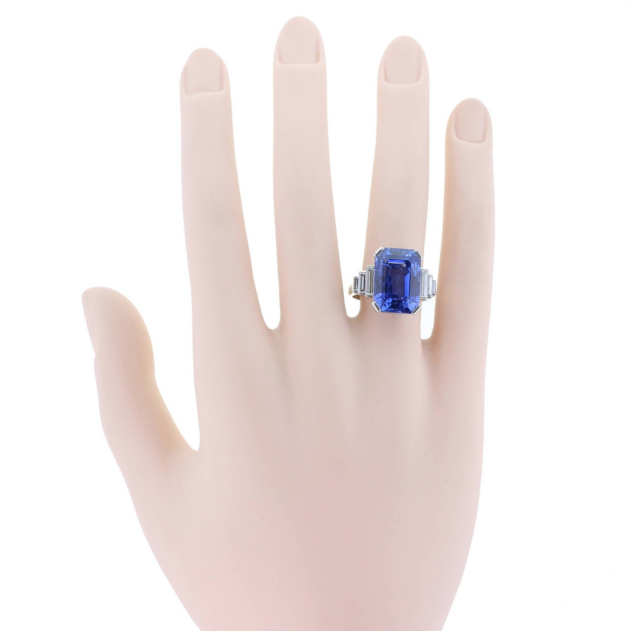 Women's Art Deco Ceylon No Heat 16.73 Carat Sapphire Diamond Ring