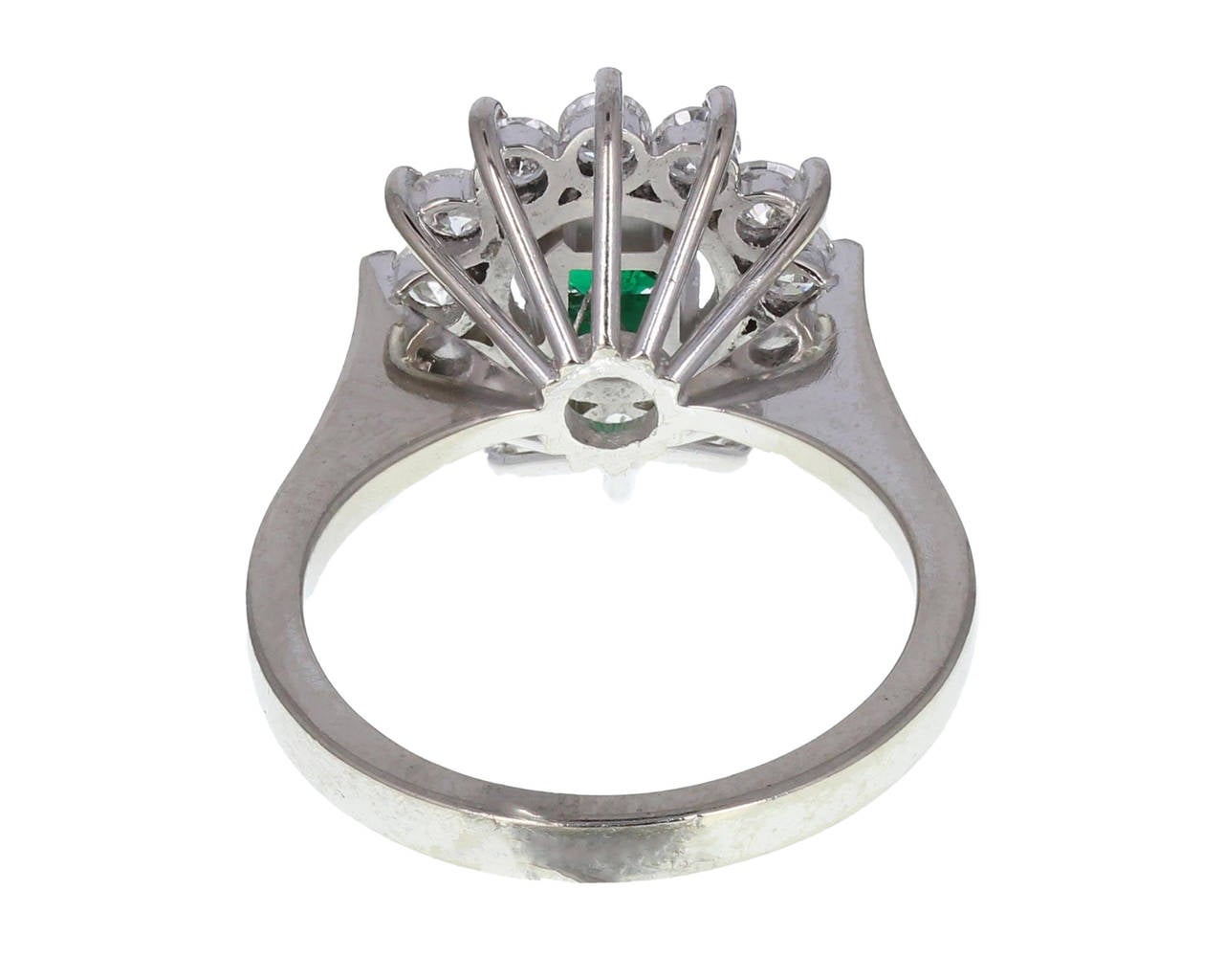 Emerald Diamond Cluster Ring In Excellent Condition In Newcastle Upon Tyne, GB