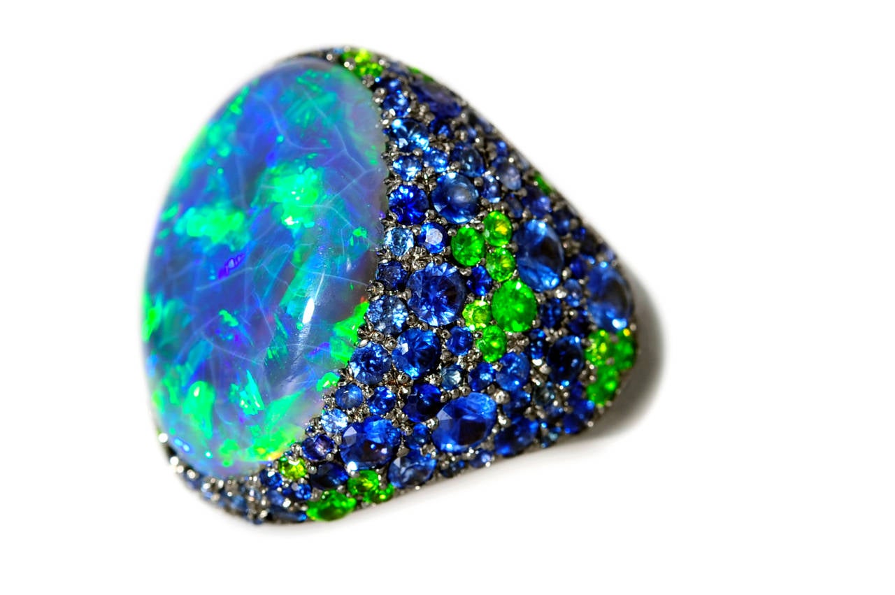 Contemporary Exceptional Black Opal Sapphire Demantoid Gold Cocktail Ring For Sale