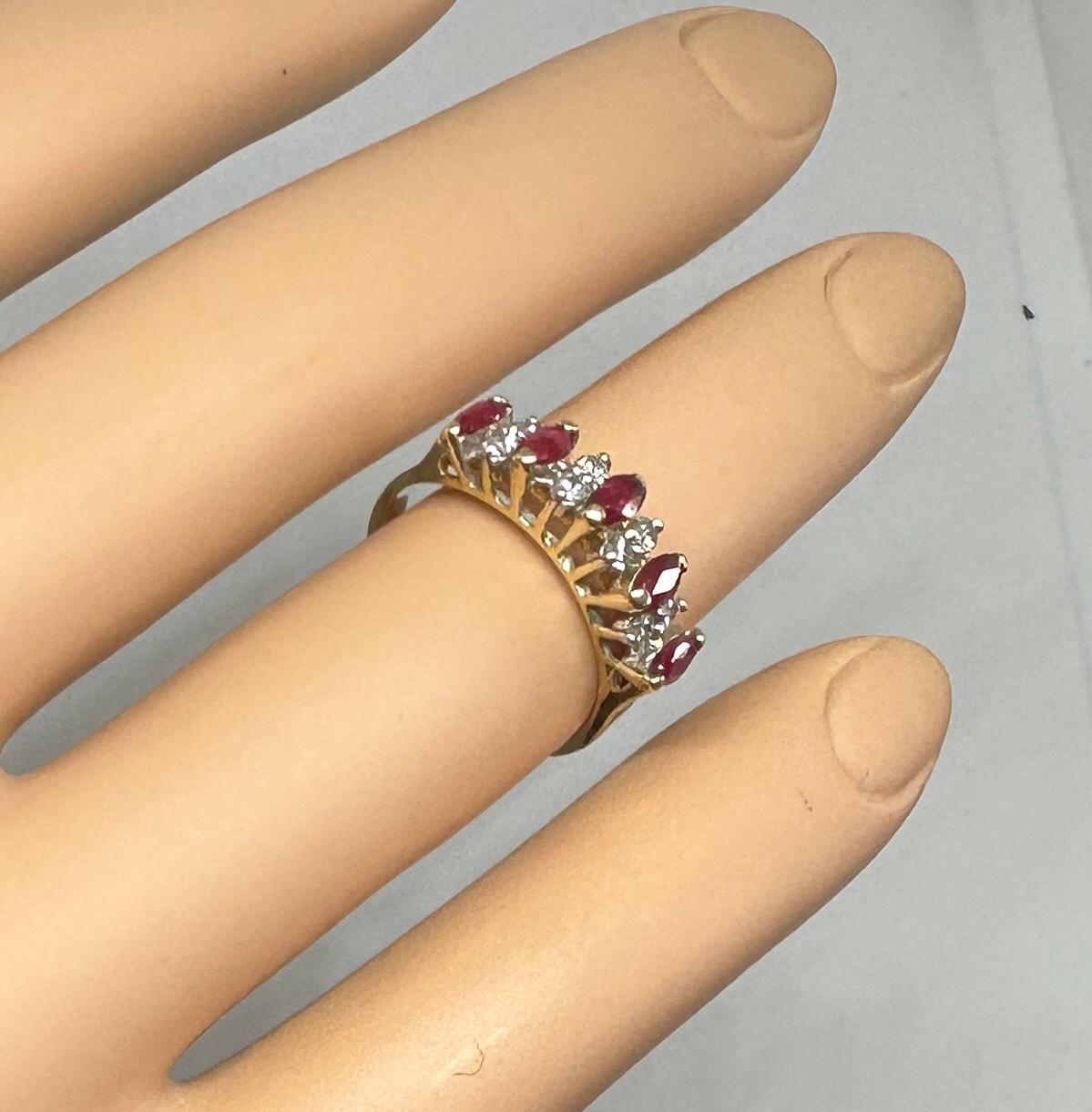 Marquise Rubis Diamant Bague de fiançailles Stacking Or 14 carats Pour femmes en vente