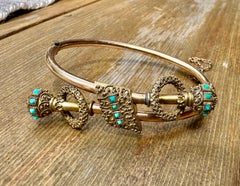 Bracelet-manchette victorien de style néo-étrusque, en turquoise et plaqué or, datant d'environ 1870