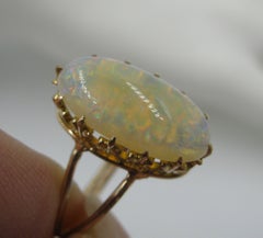 3 Karat Opal Ring 14 Karat Gold Gelb Grün Orange Mid-Century Modern
