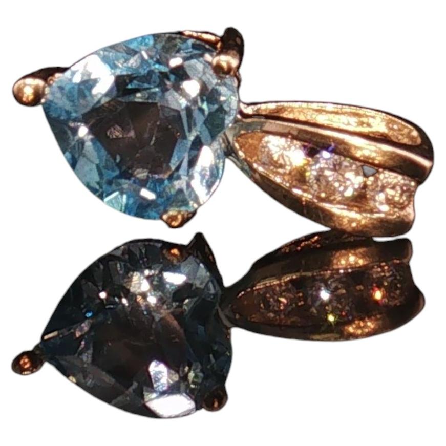 Vintage 14K Yellow Gold Heart Blue Topaz 0.028ct Diamond Bail Pendant Charm 13mm For Sale