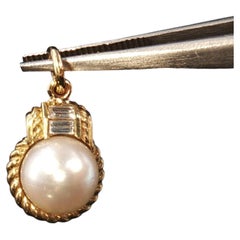 Vintage Judith Ripka 18K Gold Pearl Baguette Diamond Rope Pendant Charm 0.11CTW
